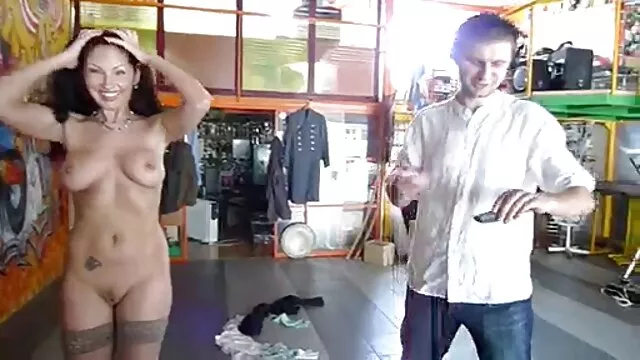 医師イケメンは上にそれを愛しています。 動画 アダルト 女性