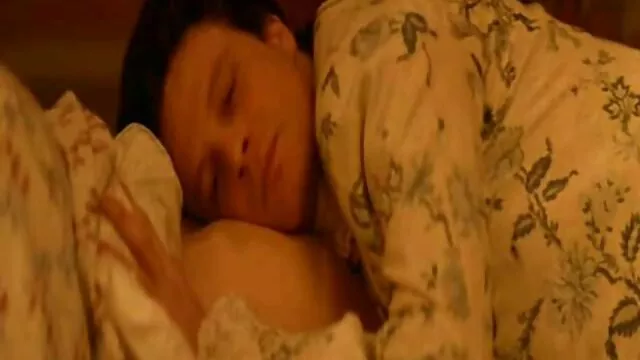 私の彼氏と私のガールフレンドとの戦い レズビアン av 無料