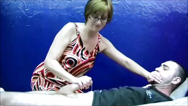 熱いですMILF覆われた兼後に良い弄 女性 の 為 の 無料 アダルト ビデオ