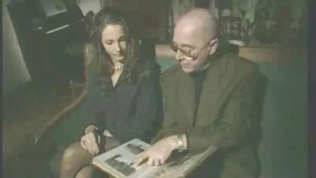 セクシー av アダルト 女性 Shemalesと華やかなWebカメラショー