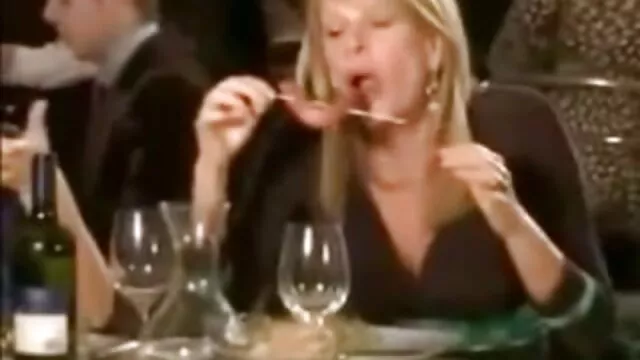 ホット格闘アクション エッチ 動画 女の子 用