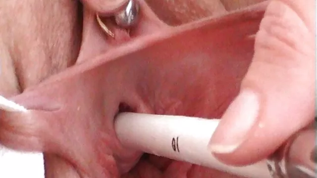 それは結ばれ、盲目ながら染められます。 エッチ 動画 安全