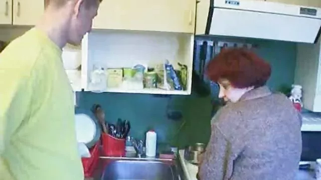 クロエは本当によく犯さ持っていました 女性 動画 安心 無料