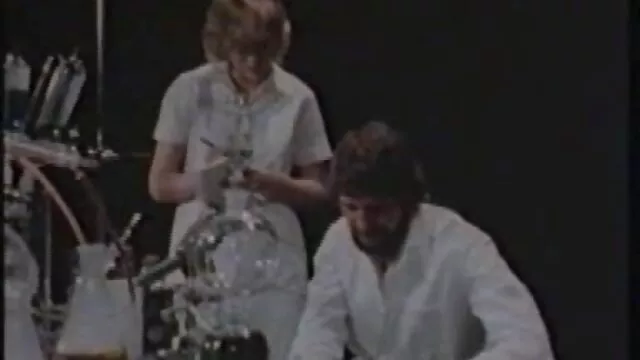 大きな筋肉のお尻は良い驚き 女性 巨乳 動画