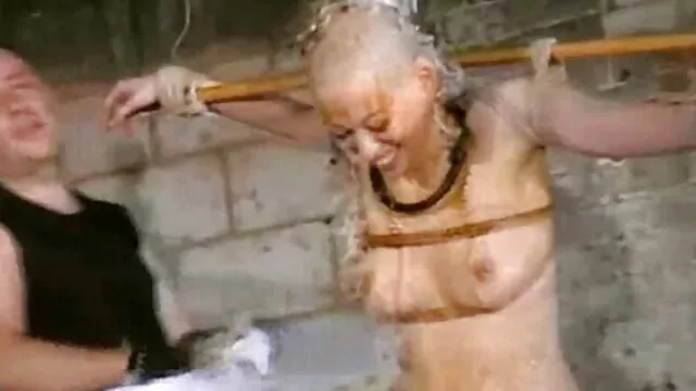 ロッコのためのロシアのブローチ。 エロ 女性 動画 無料