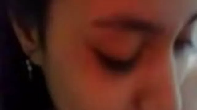 釣りネットの女の子がコックを吹く 女の子 無料 av