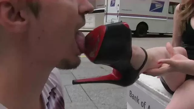 指で濡れた商品 一徹 男優 動画