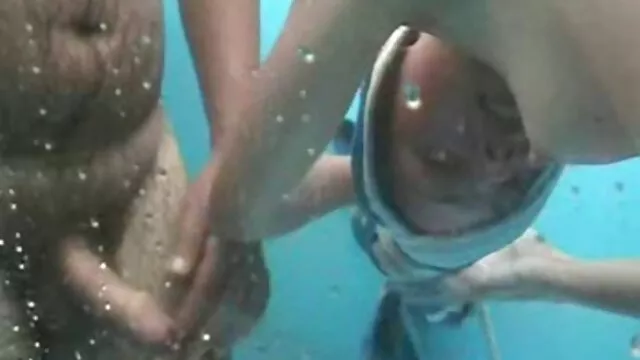 するに足を後ットワークは早いです！ アダルト 女の子 動画